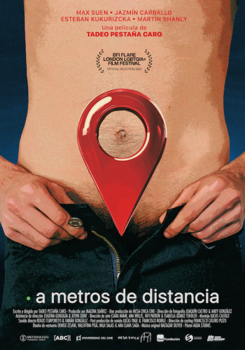 A metros de distancia
